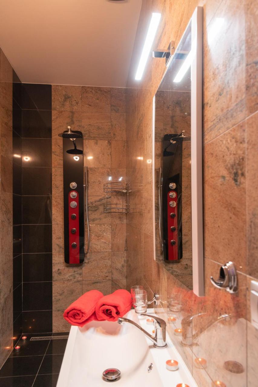 Romanticky Wellness Suite Hotel Heinz Dobris Extérieur photo