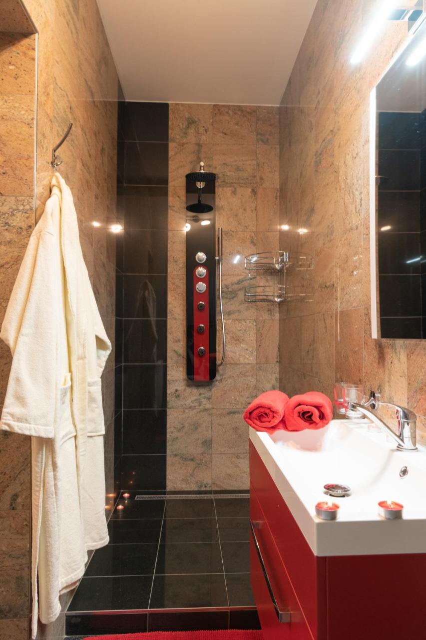 Romanticky Wellness Suite Hotel Heinz Dobris Extérieur photo